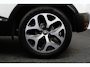 Renault Captur 0.9 TCe Limited/ Two-Tone/ 17'' LMV/ LED Koplampen/ Keyless/ Half-Leder/ Apple + Android/ Clima/ Cruise/ Extra Getint glas/ PDC/ Bluetooth/ Armsteun/ Multi. LEDER. Stuur/ LED Mistl.