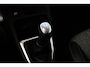 Renault Captur 0.9 TCe Limited/ Two-Tone/ 17'' LMV/ LED Koplampen/ Keyless/ Half-Leder/ Apple + Android/ Clima/ Cruise/ Extra Getint glas/ PDC/ Bluetooth/ Armsteun/ Multi. LEDER. Stuur/ LED Mistl.