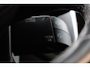 Renault Captur 0.9 TCe Limited/ Two-Tone/ 17'' LMV/ LED Koplampen/ Keyless/ Half-Leder/ Apple + Android/ Clima/ Cruise/ Extra Getint glas/ PDC/ Bluetooth/ Armsteun/ Multi. LEDER. Stuur/ LED Mistl.