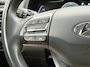 Hyundai Kona Electric EV Fashion 64 kWh ✓2e Eigenaar✓Carplay✓Camera✓Trekhaak✓Dealer Onderhouden✓Draadloze telefoonlader✓Navi✓Keyless✓✓Rijstrooksensor✓Dodehoeksensor✓Pdc✓Lm velgen 17"✓Clima✓Cruise✓204pk✓N.A.P✓Bj 12-2020✓Apk tot 09-2028