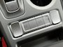 Hyundai Kona Electric EV Fashion 64 kWh ✓2e Eigenaar✓Carplay✓Camera✓Trekhaak✓Dealer Onderhouden✓Draadloze telefoonlader✓Navi✓Keyless✓✓Rijstrooksensor✓Dodehoeksensor✓Pdc✓Lm velgen 17"✓Clima✓Cruise✓204pk✓N.A.P✓Bj 12-2020✓Apk tot 09-2028