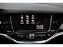 Opel Astra Sports Tourer 1.2 Elegance/ Trekhaak/ 16'' LMV/ LED Koplampen!/ Stoel + Stuurverw./ Camera/ Apple + Android/ Half-Leder/ Dode-Hoek DET./ Extra getint glas/ PDC V+A/ Navi/ Clima/ Cruise/ Bluetooth.