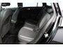 Opel Astra Sports Tourer 1.2 Elegance/ Trekhaak/ 16'' LMV/ LED Koplampen!/ Stoel + Stuurverw./ Camera/ Apple + Android/ Half-Leder/ Dode-Hoek DET./ Extra getint glas/ PDC V+A/ Navi/ Clima/ Cruise/ Bluetooth.
