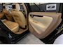 Volvo V70 2.4 170 pk Automaat | Leder | CarPlay | Schuifdak