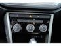 Volkswagen T-Roc 1.5 TSI Style Business/ Trekhaak/ Elek. Kofferklep/ Apple + Android/ DAB+/ Navi/ Airco/ Adaptive Cruise/ Lane-Assist./ Elek. pakket/ Isofix/ Bluetooth/ Multi. LEDER. Stuur/ 16'' LMV/ Mistl./ PDC/ LED Dagrijverl.