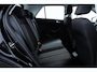Volkswagen T-Roc 1.5 TSI Style Business/ Trekhaak/ Elek. Kofferklep/ Apple + Android/ DAB+/ Navi/ Airco/ Adaptive Cruise/ Lane-Assist./ Elek. pakket/ Isofix/ Bluetooth/ Multi. LEDER. Stuur/ 16'' LMV/ Mistl./ PDC/ LED Dagrijverl.