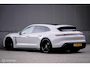 Porsche Taycan Sport Turismo GTS 93 kWh 517 pk | Alcantara pack | Carbon afwerking | Sportchrono | 21 inch | krijtgrijs | 360 camera | Panorama | Comfort stoelen | Rijklaarprijs |