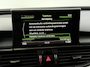 Audi A6 Avant 2.0 TDI ultra Premium Edition Camera, Navi, Stoelverwarming, Cruise control, Elektrische achterklep, Keyless start, Lichtmetalen velgen, Trekhaak