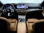 BMW 3-Serie Touring 330e M-sport Plug-in Leder, M stoelen, 360 Camera, Harman/Kardon, Head-up display, Elektrische achterklep, Winterpakket, Memory stoelen, Navi