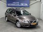 Volvo V70 2.5T Kinetic Onderhoud Leer Trekhaak PerformanceSound Mooi!