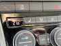 Volkswagen T-Roc 1.0 TSI Style Business / Trekhaak (1.300 KG) / Adaptieve Cruise Control / Stoelverwarming voor / Navigatie DMV Apple Carplay&Android Auto / Airco /