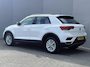 Volkswagen T-Roc 1.0 TSI Style Business / Trekhaak (1.300 KG) / Adaptieve Cruise Control / Stoelverwarming voor / Navigatie DMV Apple Carplay&Android Auto / Airco /