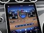 Mercedes-Benz GLC 300 e 4MATIC Sport Edition | AMG Line | Premium Pakket | Trekhaak | Panoramadak | 360° Camera | Augmented Reality voor Navigatie | DISTRONIC Afstandsassistent | Dodehoekassistent | Verkeersbordenassistent | DIGITAL LIGHT | Elektrisch Verstelbare Stoelen + Memory | Stoelverwarming | Sfeerverlichting | Apple CarPlay | Android Auto | Elektrische Achterklep | Elektrisch Inklapbare Buitenspiegels | Parkeersensoren
