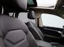 Volkswagen Touareg 3.0 TSi eHybrid 4MOTION Elegance 381 PK | V6 | Luchtvering | Plug-In | Nightvision | Panorama Dak | Trekhaak | Head-Updisplay | Stoelverwarming Voor & Achter | Dynaudio | Geheugenfunctie stoelen | Dealer Onderhouden