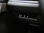 Volkswagen Touareg 3.0 TSi eHybrid 4MOTION Elegance 381 PK | V6 | Luchtvering | Plug-In | Nightvision | Panorama Dak | Trekhaak | Head-Updisplay | Stoelverwarming Voor & Achter | Dynaudio | Geheugenfunctie stoelen | Dealer Onderhouden