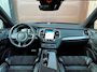Volvo XC90 2.0 T8 Recharge AWD Ultimate Dark | 7-Zits, Bowers & Wilkins, Panoramadak, Trekhaak, Stoel- Stuurverw, Apple Carp., 22”