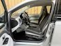 Volkswagen e-Up! SoH 82,82% Climate & cruise control | Extra Getint glas | Lichtmetalen velgen | Metaalkleur | Parkeersensoren achter | Voorstoelen verwarmd | Verwarmde voorruit