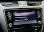 Skoda Octavia Combi 1.0 TSI Greentech Style Business Automaat | Apple CarPlay/Android Auto | Cruise & climate control | DAB ontvanger | Lichtmetalen velgen | Parkeersensoren achter | Voorstoelen verwarmd | Trekhaak