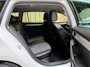 Skoda Octavia Combi 1.0 TSI Greentech Style Business Automaat | Apple CarPlay/Android Auto | Cruise & climate control | DAB ontvanger | Lichtmetalen velgen | Parkeersensoren achter | Voorstoelen verwarmd | Trekhaak