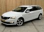 Skoda Octavia Combi 1.0 TSI Greentech Style Business Automaat | Apple CarPlay/Android Auto | Cruise & climate control | DAB ontvanger | Lichtmetalen velgen | Parkeersensoren achter | Voorstoelen verwarmd | Trekhaak