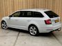 Skoda Octavia Combi 1.0 TSI Greentech Style Business Automaat | Apple CarPlay/Android Auto | Cruise & climate control | DAB ontvanger | Lichtmetalen velgen | Parkeersensoren achter | Voorstoelen verwarmd | Trekhaak