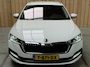 Skoda Octavia Combi 1.0 e-TSI Business Edition Plus Automaat | Apple CarPlay/Android Auto | Adaptieve cruise control | DAB ontvanger | Dode hoek detectie | LED verlichting | Parkeersensoren voor en achter | Voorstoelen verwarmd