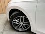 Skoda Octavia Combi 1.0 e-TSI Business Edition Plus Automaat | Apple CarPlay/Android Auto | Adaptieve cruise control | DAB ontvanger | Dode hoek detectie | LED verlichting | Parkeersensoren voor en achter | Voorstoelen verwarmd