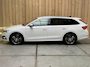 Skoda Octavia Combi 1.0 e-TSI Business Edition Plus Automaat | Apple CarPlay/Android Auto | Adaptieve cruise control | DAB ontvanger | Dode hoek detectie | LED verlichting | Parkeersensoren voor en achter | Voorstoelen verwarmd