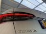 Skoda Octavia Combi 1.0 TSI Business Edition Apple CarPlay/Android Auto | Cruise & climate control | DAB ontvanger | Elektrisch bedienbare achterklep | Keyless entry | LED verlichting | Navigatiesysteem | Trekhaak uitklapbaar