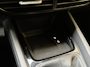 Skoda Octavia Combi 1.0 TSI Business Edition Apple CarPlay/Android Auto | Cruise & climate control | DAB ontvanger | Elektrisch bedienbare achterklep | Keyless entry | LED verlichting | Navigatiesysteem | Trekhaak uitklapbaar