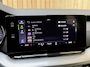 Skoda Octavia Combi 1.0 TSI Business Edition Apple CarPlay/Android Auto | Cruise & climate control | DAB ontvanger | Elektrisch bedienbare achterklep | Keyless entry | LED verlichting | Navigatiesysteem | Trekhaak uitklapbaar