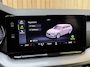 Skoda Octavia Combi 1.0 TSI Business Edition Apple CarPlay/Android Auto | Cruise & climate control | DAB ontvanger | Elektrisch bedienbare achterklep | Keyless entry | LED verlichting | Navigatiesysteem | Trekhaak uitklapbaar