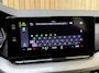 Skoda Octavia Combi 1.0 TSI Business Edition Apple CarPlay/Android Auto | Cruise & climate control | DAB ontvanger | Elektrisch bedienbare achterklep | Keyless entry | LED verlichting | Navigatiesysteem | Trekhaak uitklapbaar