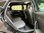 SEAT Leon 1.0 eTSI FR Business Intense Achteruitrijcamera | Apple CarPlay/Android Auto | Adaptieve cruise control | Climate control | DAB ontvanger | Keyless entry | Panoramadak | Voorstoelen en stuurwiel verwarmd | Trekhaak uitklapbaar