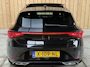 SEAT Leon 1.0 eTSI FR Business Intense Achteruitrijcamera | Apple CarPlay/Android Auto | Adaptieve cruise control | Climate control | DAB ontvanger | Keyless entry | Panoramadak | Voorstoelen en stuurwiel verwarmd | Trekhaak uitklapbaar