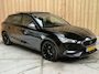 SEAT Leon 1.0 eTSI FR Business Intense Achteruitrijcamera | Apple CarPlay/Android Auto | Adaptieve cruise control | Climate control | DAB ontvanger | Keyless entry | Panoramadak | Voorstoelen en stuurwiel verwarmd | Trekhaak uitklapbaar