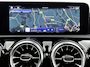 Mercedes-Benz A-klasse 250 e AMG Nightpakket | Panoramadak | Trekhaak | Alarm | Sfeerverlichting | Keyless Go | Stuur en Stoelverwarming | CarPlay | Inclusief 24 maanden Mercedes-Benz Certified garantie voor Europa.