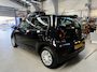 Volkswagen Up! 1.0 5-deurs | Airco | Bluetooth | Telefoonsteun | All season banden | NAP | Rijklaar prijs!