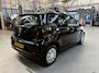 Volkswagen Up! 1.0 5-deurs | Airco | Bluetooth | Telefoonsteun | All season banden | NAP | Rijklaar prijs!