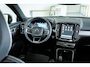 Volvo XC40 B4 197PK Plus Black Edition | Panoramadak | 20" | Privacy glas | Power seats | HK