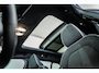 Volvo XC40 B4 197PK Plus Black Edition | Panoramadak | 20" | Privacy glas | Power seats | HK