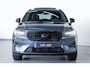 Volvo XC40 B4 197PK Plus Black Edition | Panoramadak | 20" | Privacy glas | Power seats | HK