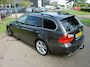BMW 3-Serie (E90) 325i TOURING 160KW AUT High Exe Leder Sportst Clima P-dak T.haak Apple Car PlayMooi