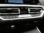 BMW 3-Serie Touring 330e Sportline PHEV 293pk Dealer O.H. | SOH 86,2% | Trekhaak Af Fabriek | Head Up | Adaptive Cruise | Laser LED | 360 Camera | Lederen Sportstoelen Memory & Verwarmd | Stuur Verwarmd | Keyless | BLIS | Sfeerverlichting | Apple Ca