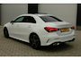 Mercedes-Benz A-klasse 180 AMG Pano Trekhaak Widescreen Carplay
