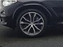 BMW X3 xDrive30e M Sport PHEV 293pk Dealer O.H. | Trekhaak Af Fabriek | Panodak | Adaptive Cruise | 360 Camera | Harman / Kardon | Lederen Sportstoelen Memory & Verwarmd | BLIS | Keyless | Sfeerverlichting | Stuur Verwarmd | Apple Carplay | Plug In Hybrid |