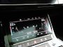 Audi Q8 Sportback e-tron 50 quattro S Line 95 kWh 340pk Dealer O.H. | Panodak | Luchtvering | 360 Camera | Matrix LED | Alcantara Sportstoelen Verwarmd | Keyless | Sfeerverlichting | Apple Carplay | Navigatie | DAB | 21"L.M |