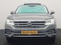 Volkswagen Touareg 3.0 TSi eHybrid 4MOTION PHEV 381pk Dealer O.H. | SOH 91,3% | Trekhaak Af Fabriek | Luchtvering | Panodak | Adaptive Cruise | Dynaudio | 360 Camera | Head Up | Lederen Comfortstoelen Memory & Verwarmd | Sfeerverlichting | Stuur Verwarmd | Keyless | Apple Carplay | 20"L.M | Plug In Hybrid |