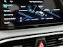 Hyundai Santa Fe 1.6 T-GDI PHEV Premium Sky 7 Persoons 266pk Dealer O.H. | SOH 97,1% | Trekhaak Af Fabriek | Panodak | Adaptive Cruise | Head Up | 360 Camera | Lederen Sportstoelen Memory & Ventilatie | BLIS | Keyless | Stoelen & Stuur Vewarmd | Apple Carplay | Na