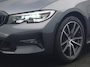 BMW 3-Serie Touring 320e Sportline PHEV Dealer O.H. | SOH 95,4% | Panodak | Adaptive Cruise | Camera | Sfeerverlichting | Sportstoelen Verwarmd | BLIS | Apple Carplay | Navigatie | DAB | Plug In Hybrid |